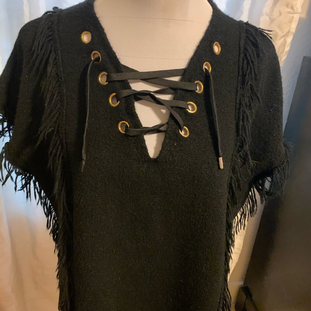 Fringe sweater